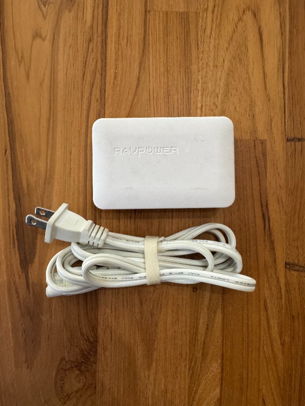 RAVPower - 4 Port Travel USB Charger, RP-UC07, Pre-Owned